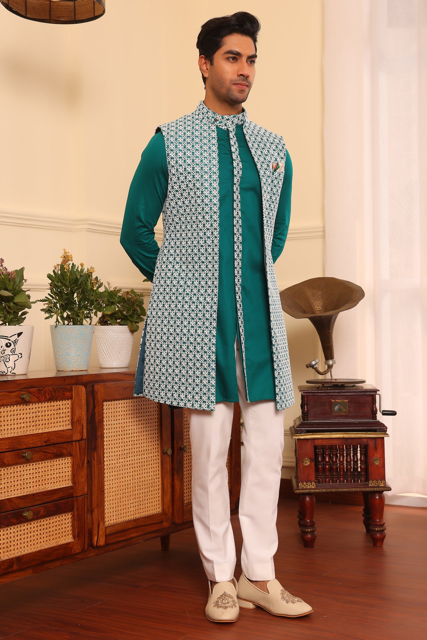 Tuquoise Green kurta pants with embroidered shrug set